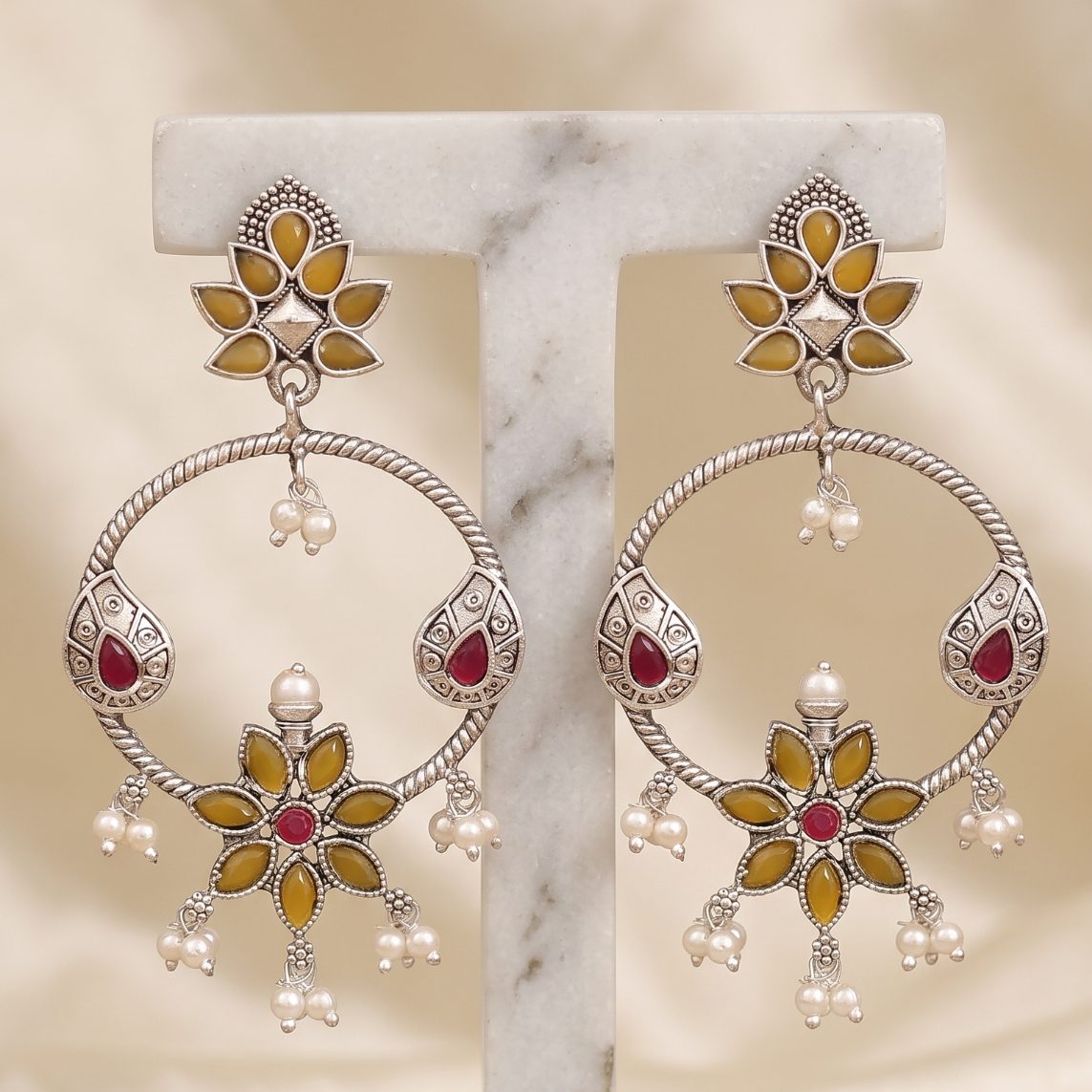Swara Dangler